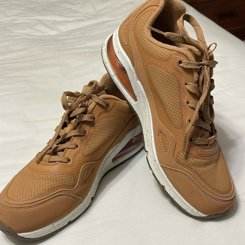 Skechers memory foam sneakers